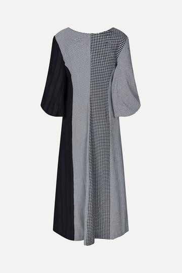 Stine Goya Three-Quarter Sleeve Midi Dress Dress Black / White